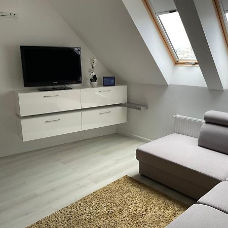 Quelle-Apartman Győr Zewnętrze zdjęcie