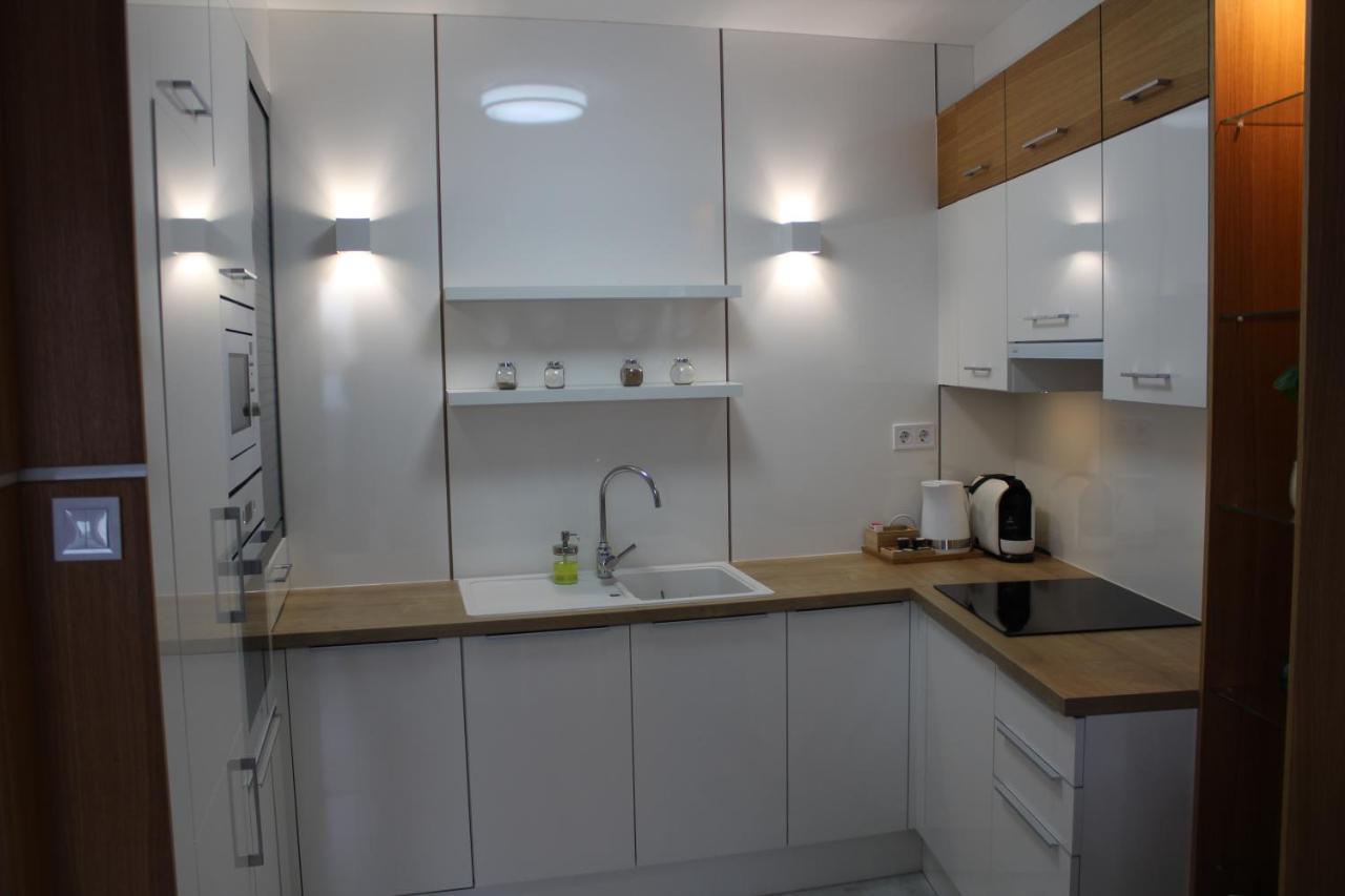 Quelle-Apartman Győr Zewnętrze zdjęcie