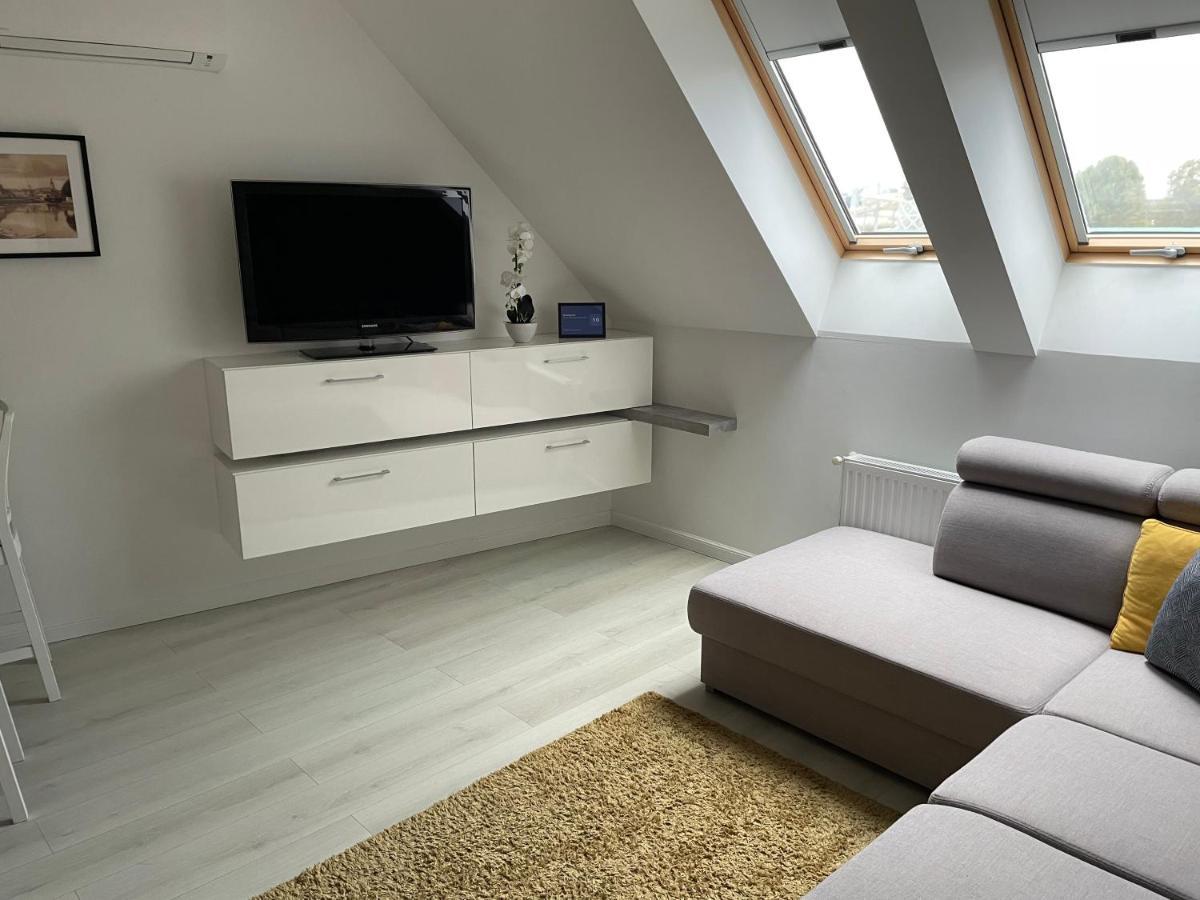 Quelle-Apartman Győr Zewnętrze zdjęcie